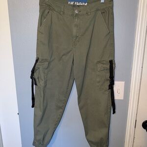 VIP Wonen’s Olive Cargo Pants
